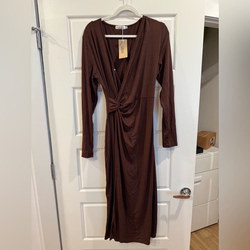 Long sleeve brown maternity dress
